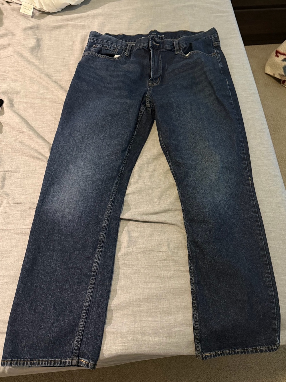 Old Navy Men's Straight-Leg Jeans in Dark Wash Blue